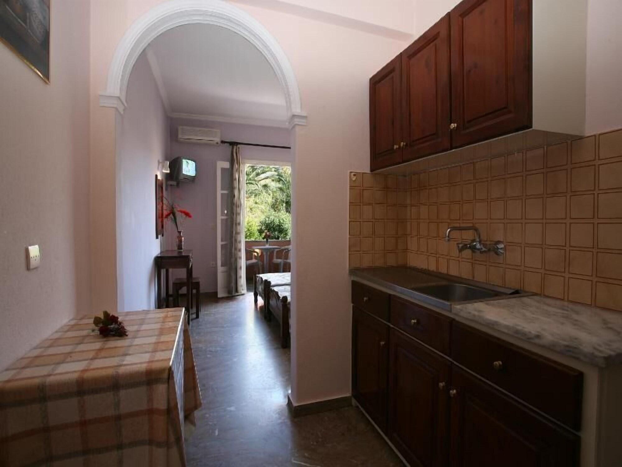بينيتسيس Alexis Apartments المظهر الخارجي الصورة