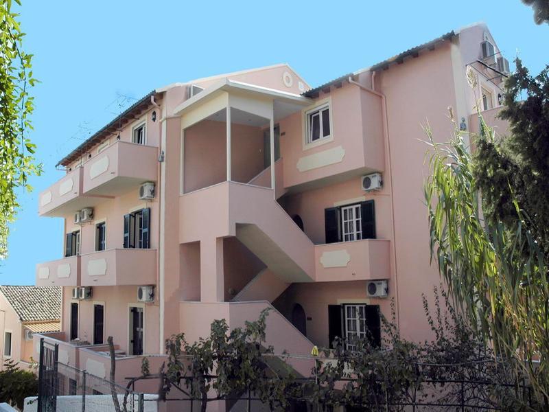 بينيتسيس Alexis Apartments المظهر الخارجي الصورة